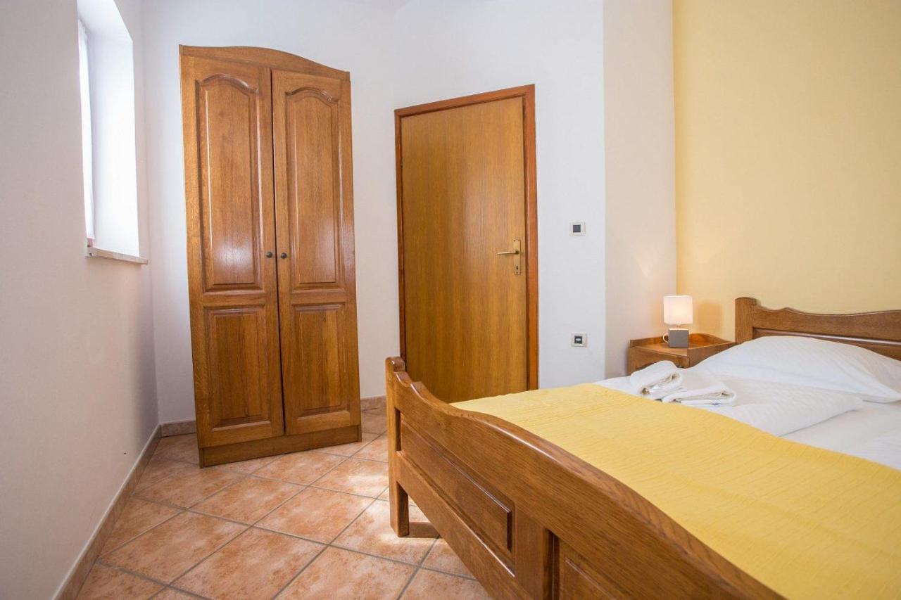 Apartment Nini Poreč Zewnętrze zdjęcie
